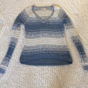 Hollister sweater